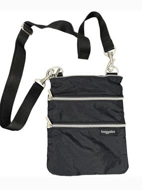 Baggallini Black Triple-Zip Crossbody Bagg